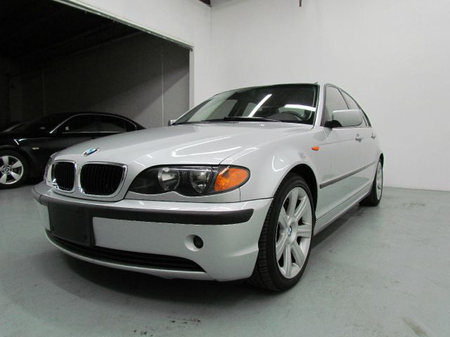 BMW 3 series 2003 photo 1