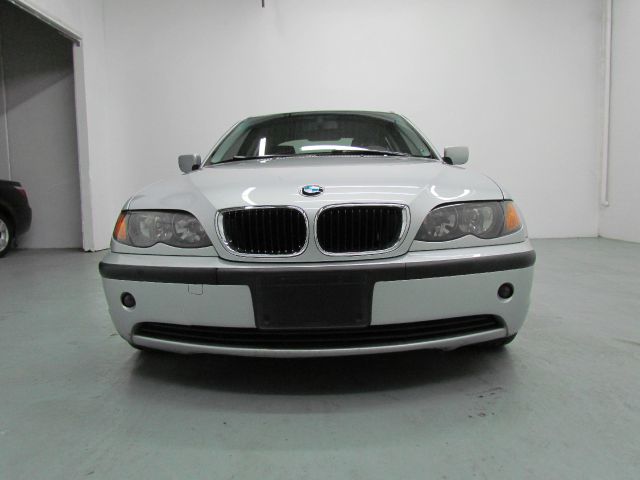 BMW 3 series 2003 photo 3