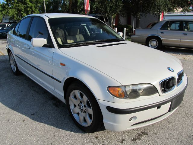 BMW 3 series 2003 photo 1