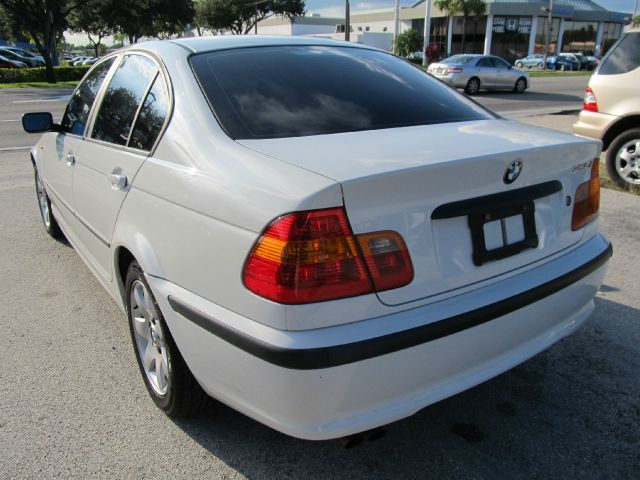 BMW 3 series 2003 photo 4
