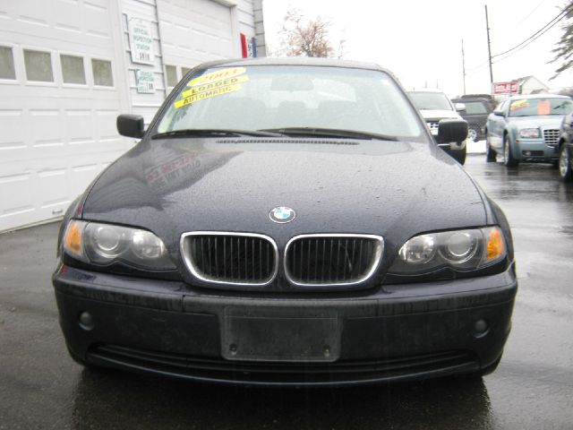 BMW 3 series 2003 photo 2