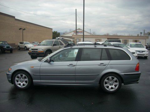 BMW 3 series 2003 photo 2