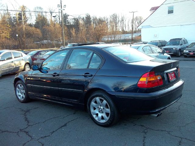 BMW 3 series 2WD 4dr Heat Sedan