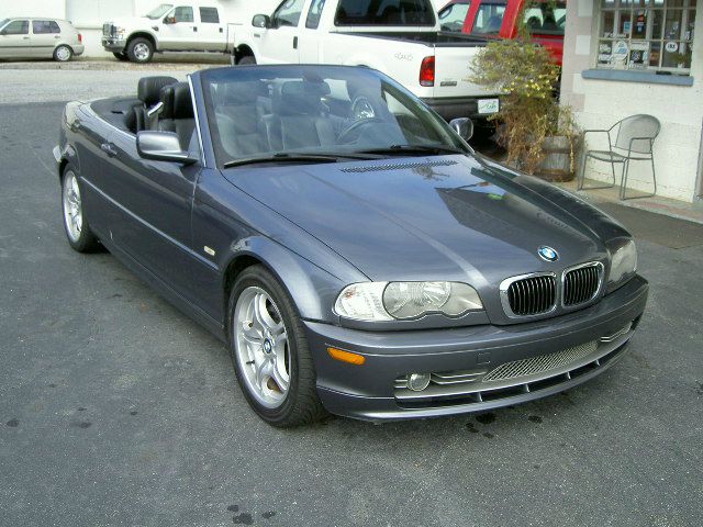 BMW 3 series 2003 photo 2