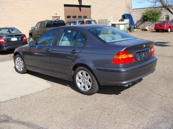 BMW 3 series 2WD 4dr Heat Sedan