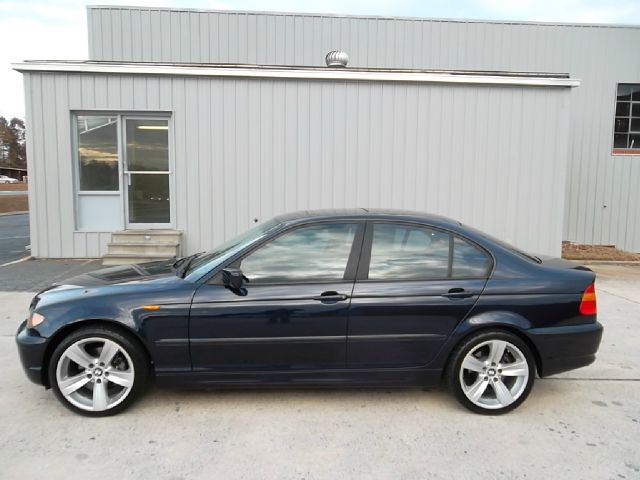 BMW 3 series 2003 photo 2