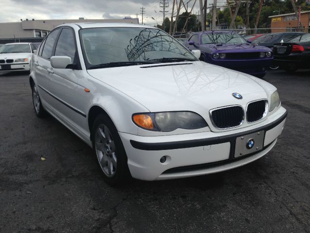 BMW 3 series 2003 photo 2