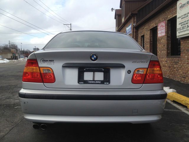 BMW 3 series 2003 photo 2