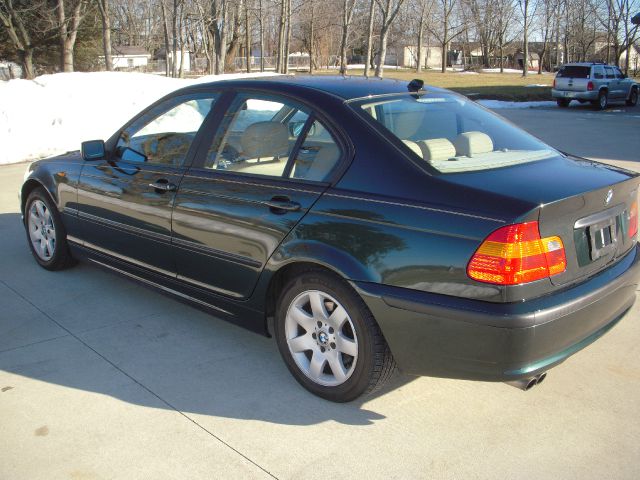 BMW 3 series 2004 photo 1