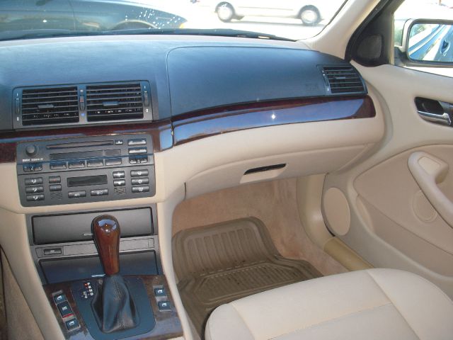 BMW 3 series 2004 photo 3