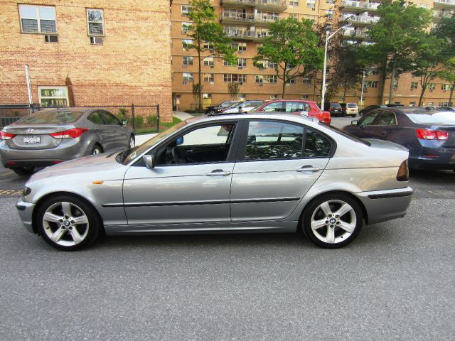 BMW 3 series 2004 photo 2