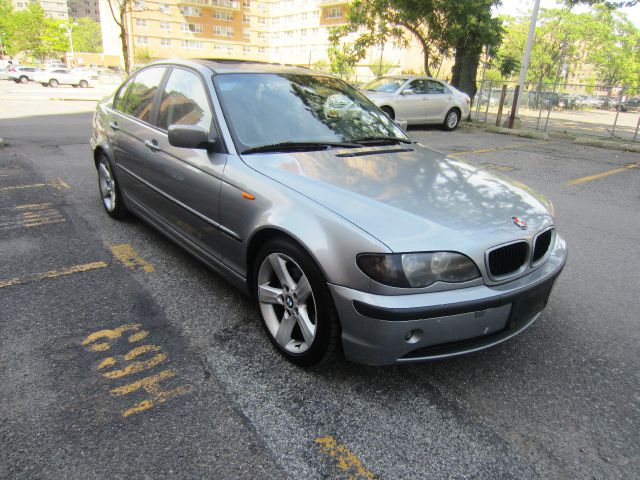 BMW 3 series 2004 photo 4