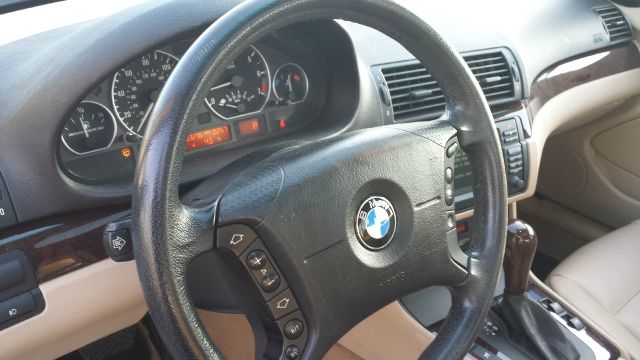 BMW 3 series 2005 photo 2