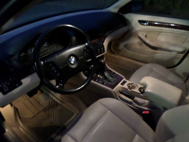 BMW 3 series 2005 photo 2