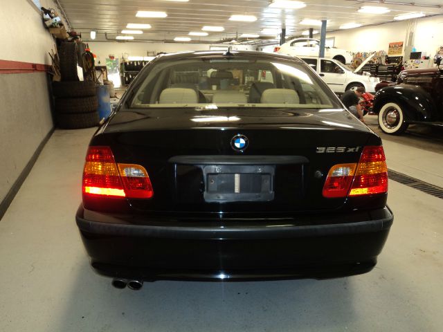 BMW 3 series 2WD 4dr Heat Sedan