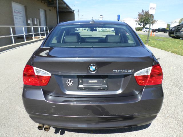 BMW 3 series 2006 photo 2