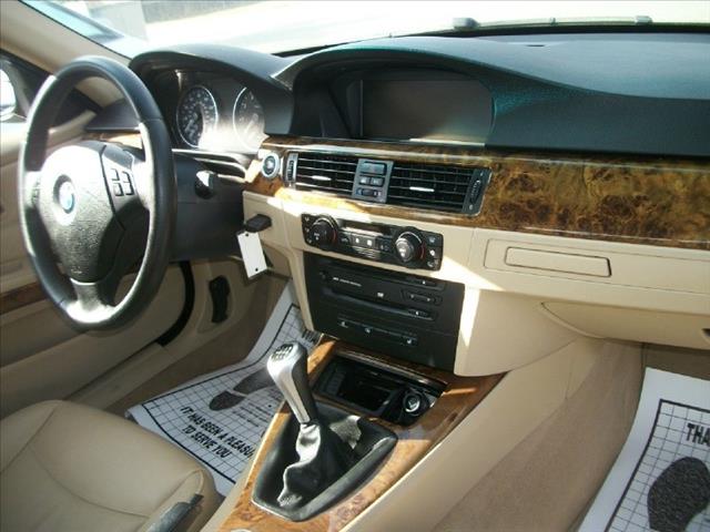 BMW 3 series Shock Sedan