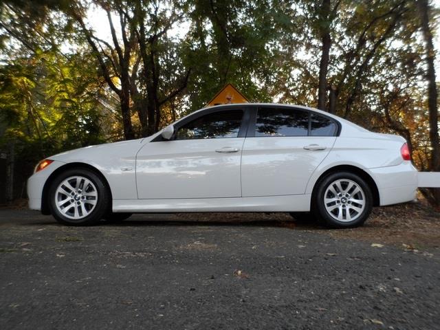 BMW 3 series 2007 photo 2