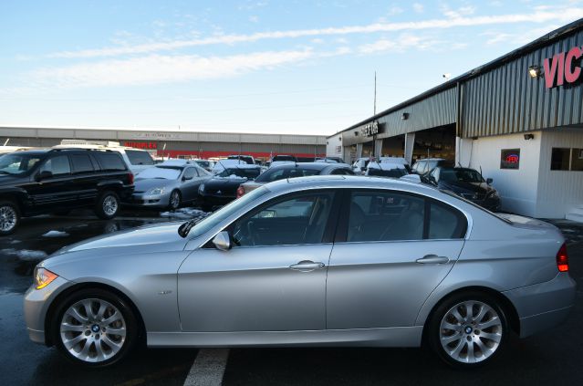 BMW 3 series FWD 4dr Touring SUV Sedan