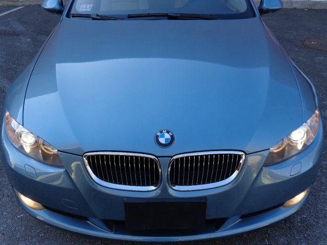 BMW 3 series 2008 photo 2