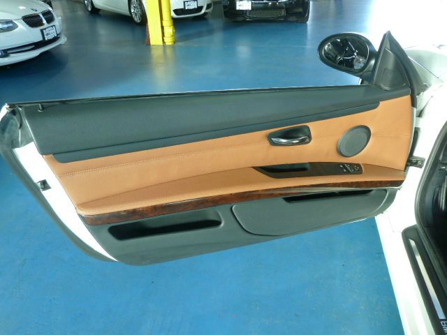 BMW 3 series 2008 photo 2