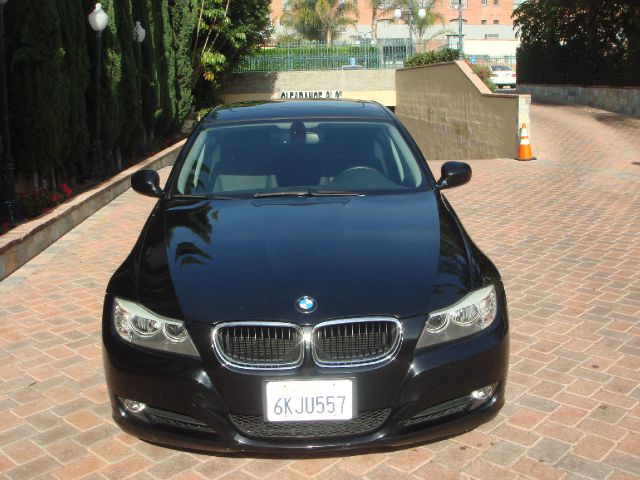 BMW 3 series 2009 photo 2