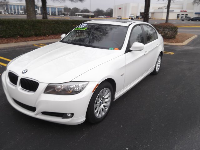 BMW 3 series 2009 photo 2