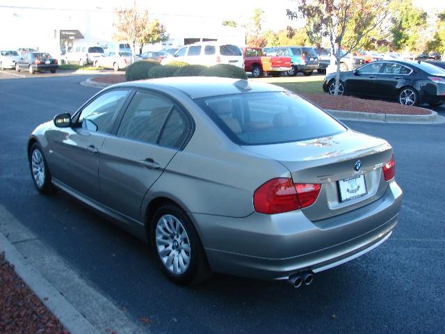 BMW 3 series 2009 photo 1