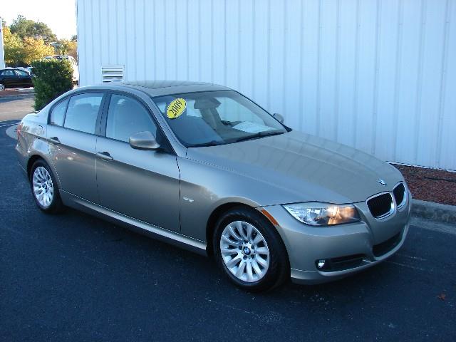 BMW 3 series 2009 photo 2