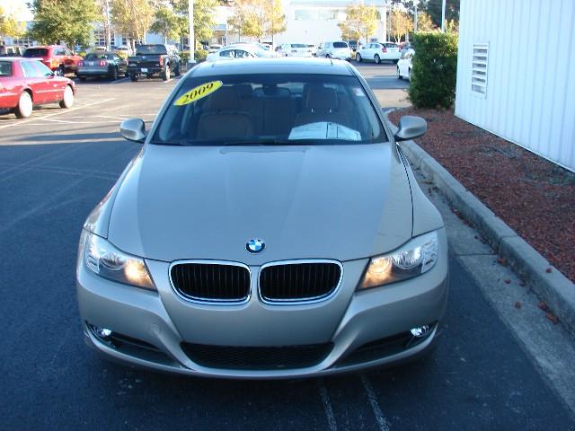 BMW 3 series 2009 photo 4