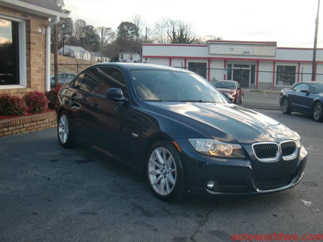 BMW 3 series 2009 photo 4