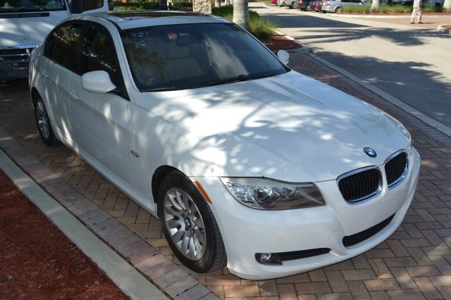 BMW 3 series 2009 photo 2