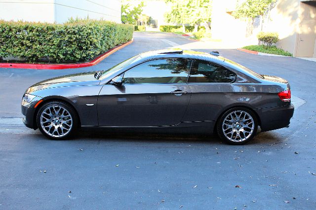 BMW 3 series 2009 photo 3