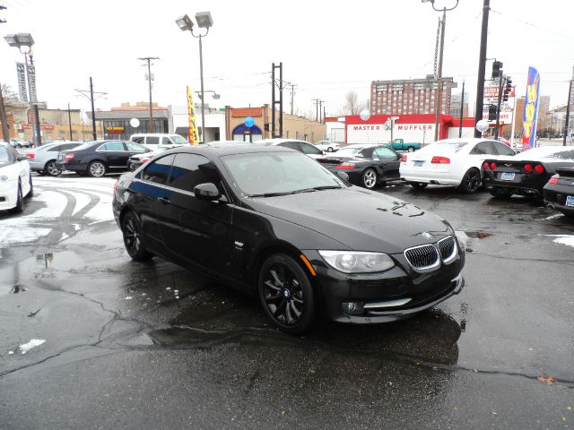 BMW 3 series 2011 photo 1