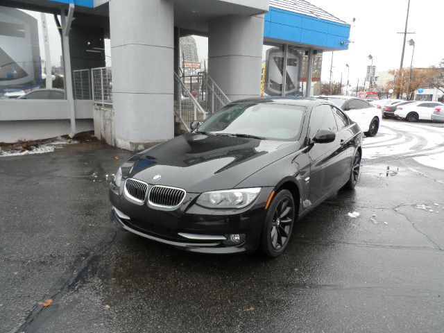 BMW 3 series 2011 photo 3