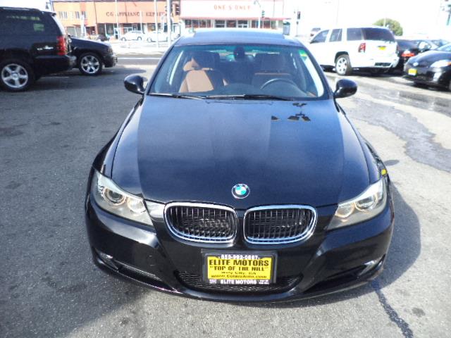 BMW 3 series Base Sport + Sedan