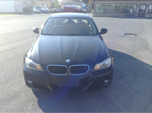 BMW 3 series 2011 photo 1