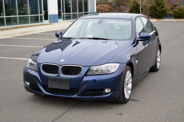 BMW 3 series 2011 photo 1