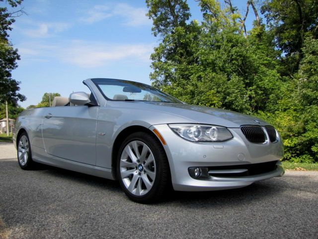 BMW 3 series 2012 photo 2