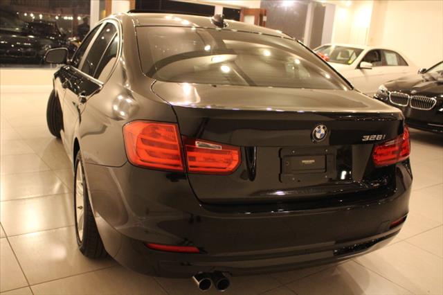 BMW 3 series 2012 photo 3