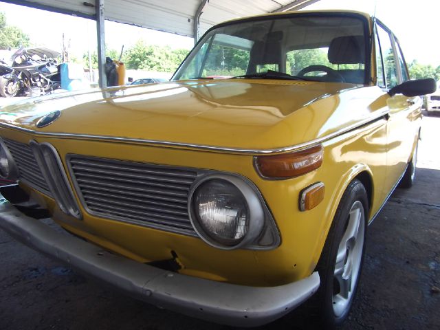 BMW 3 series 1964 photo 9