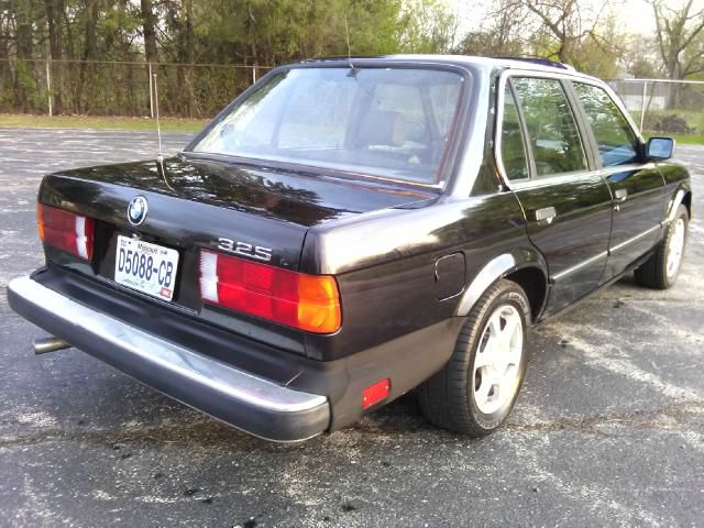 BMW 3 series 1985 photo 8