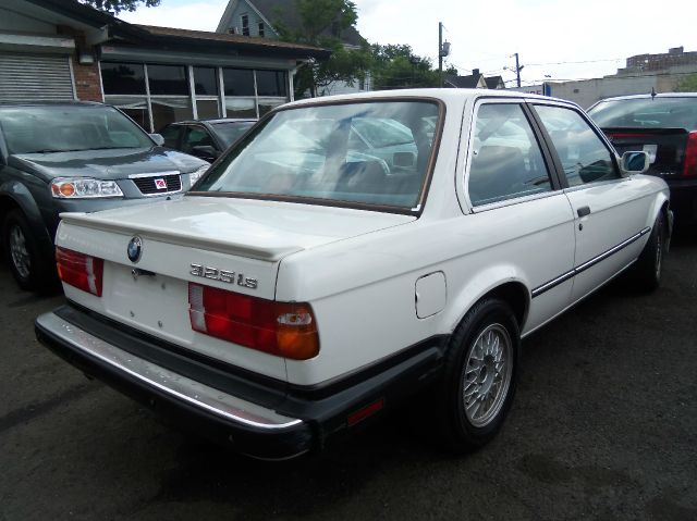BMW 3 series 1987 photo 3