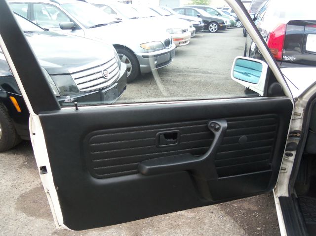 BMW 3 series 1987 photo 4