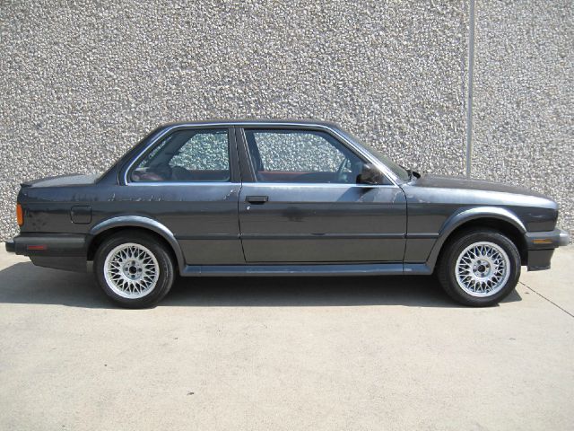 BMW 3 series 1988 photo 3
