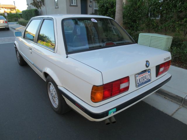 BMW 3 series 1990 photo 0