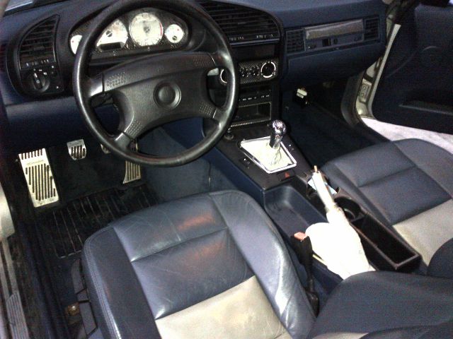 BMW 3 series 1992 photo 3