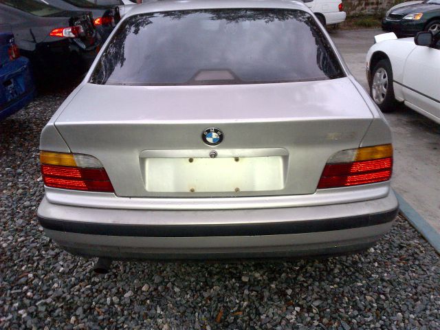 BMW 3 series 1992 photo 4