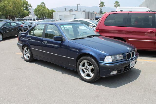 BMW 3 series 1993 photo 2
