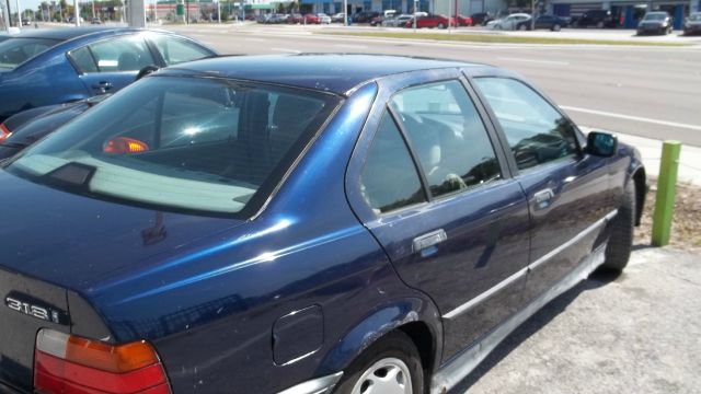 BMW 3 series 1993 photo 1